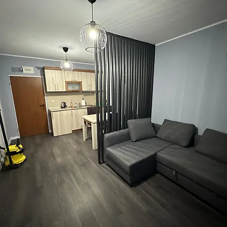Ξενοδοχείο με διαμερίσματα Mm Complex 2*
