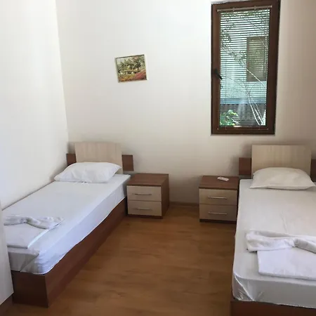 Ξενοδοχείο με διαμερίσματα Mm Complex Πριμόρσκο