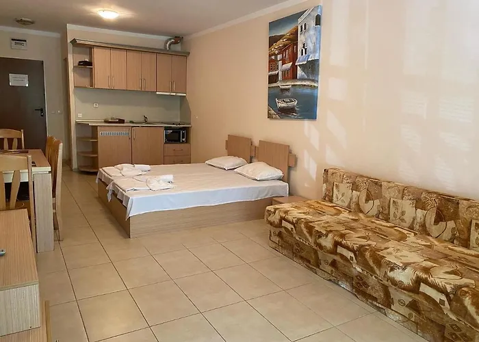 Mm Complex Aparthotel Primorsko